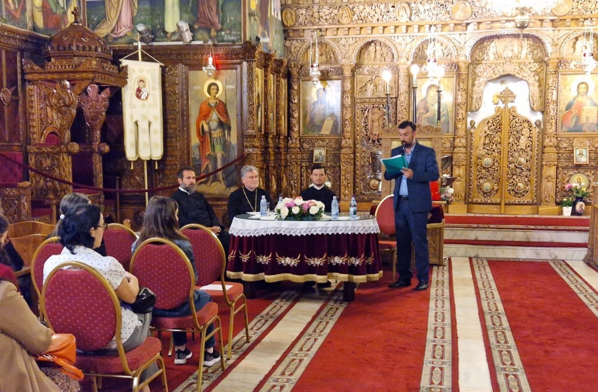 Premierea elevilor bucureșteni olimpici la religie 215239