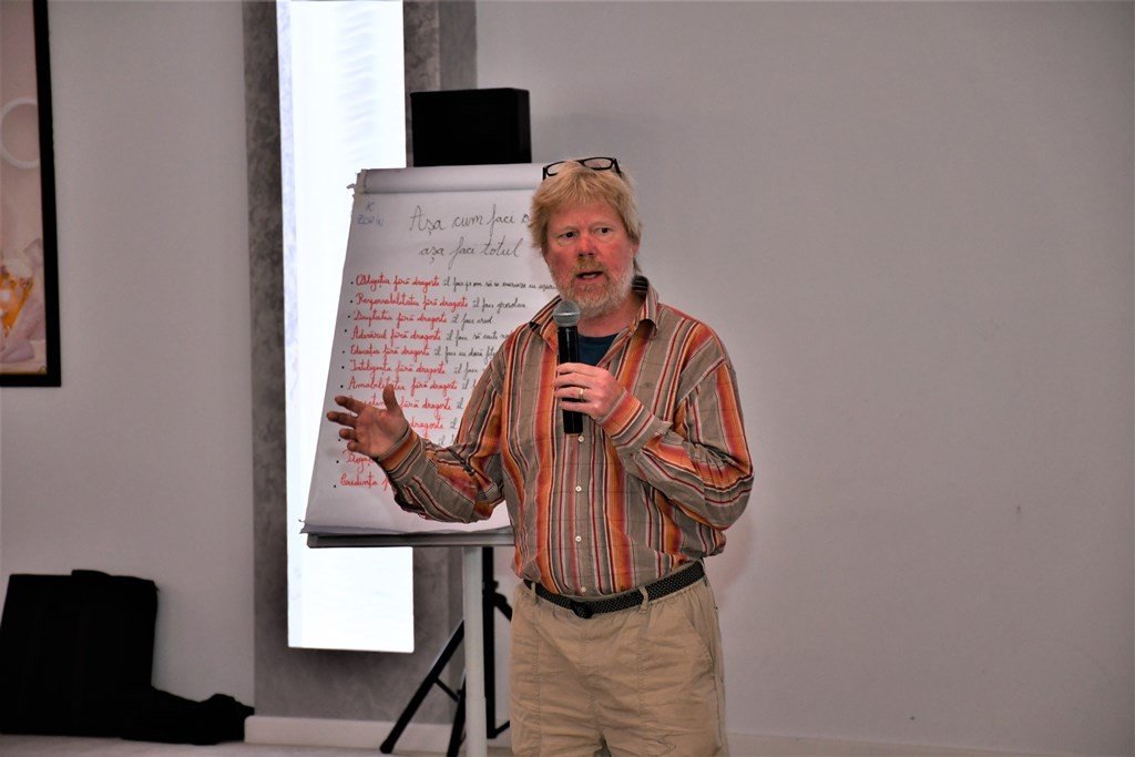 Trainingul „Cuvinte nerisipite, misiuni îndeplinite” la Caransebeș 215293