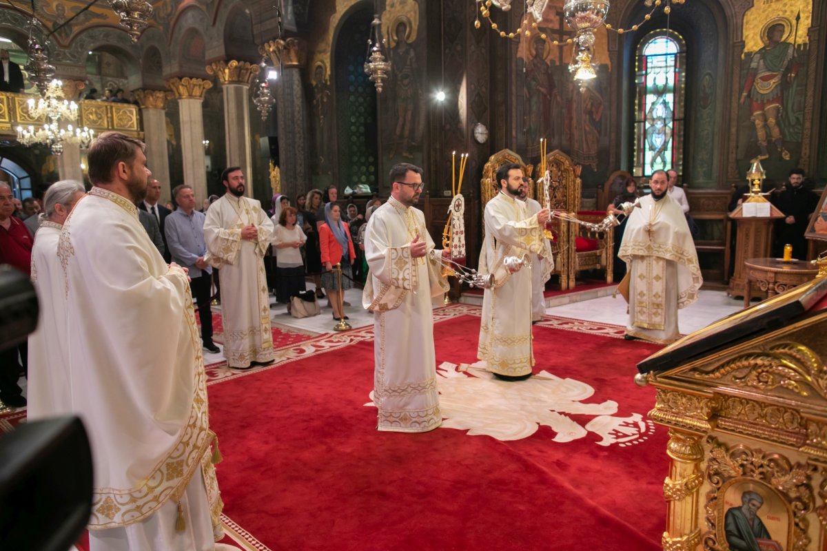 Consilier patriarhal de la Cancelaria Sfântului Sinod, hirotonit întru preot 215504