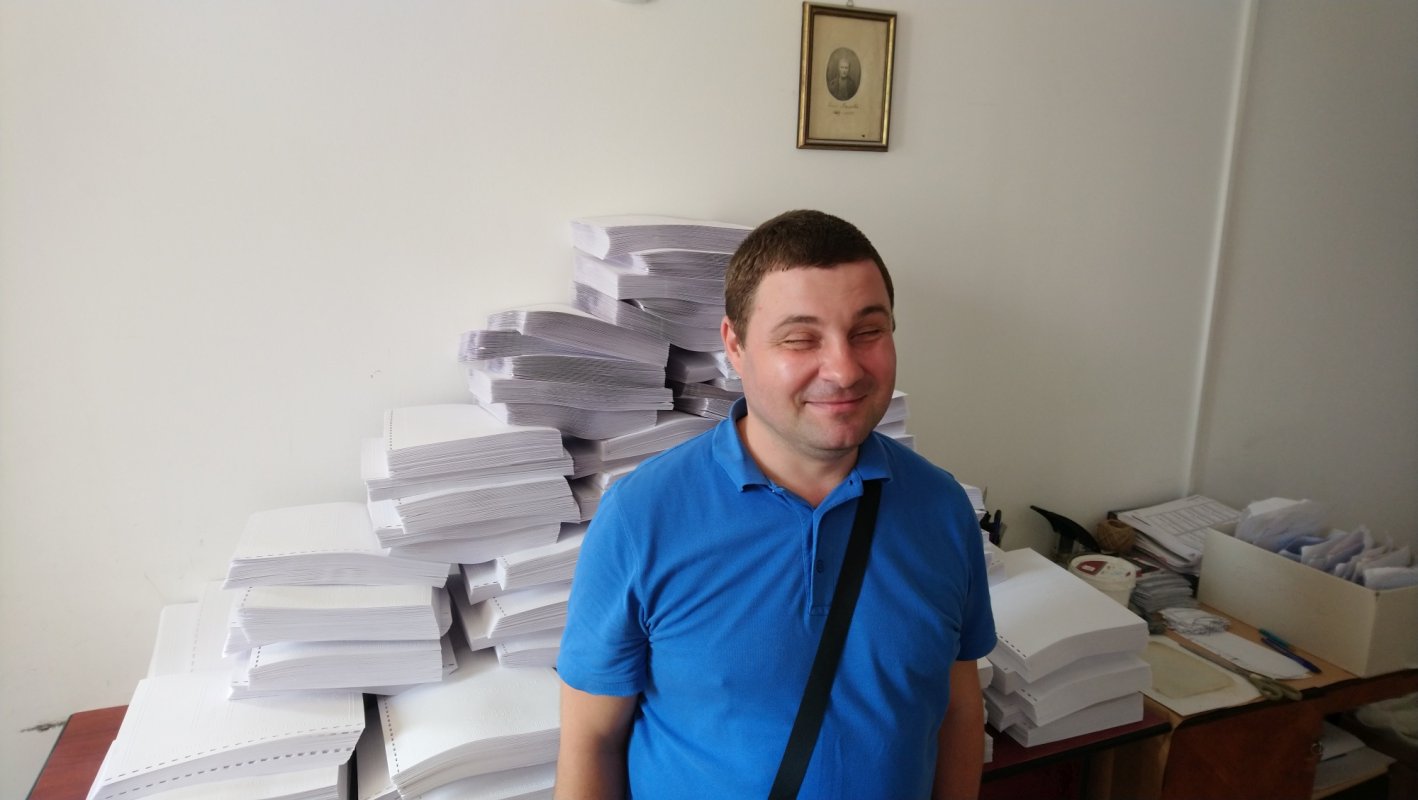 Constantin Andronic, omul care Îl „vede” pe Dumnezeu cu degetele 214882