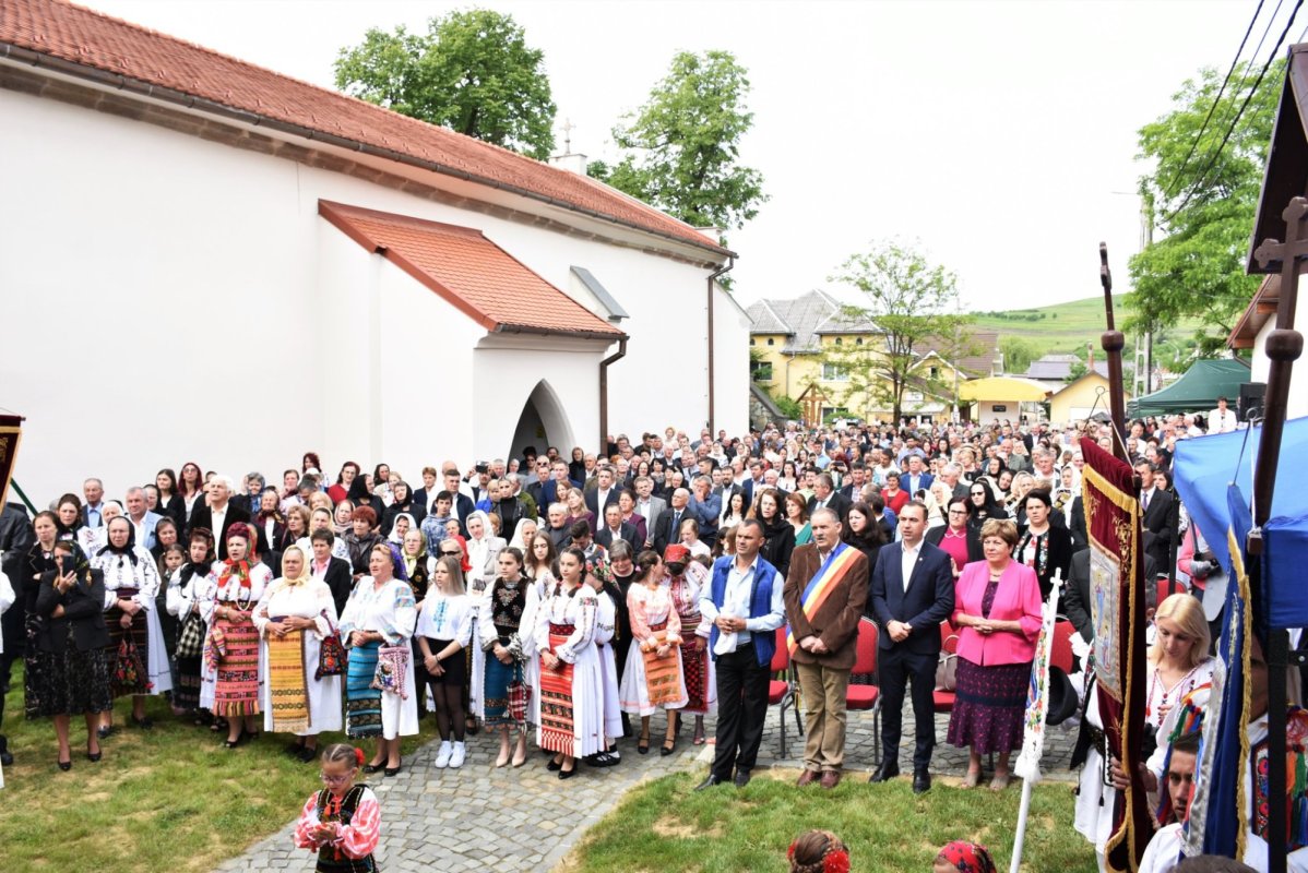 Biserica „Buna Vestire” din Cepari a fost resfințită  215584