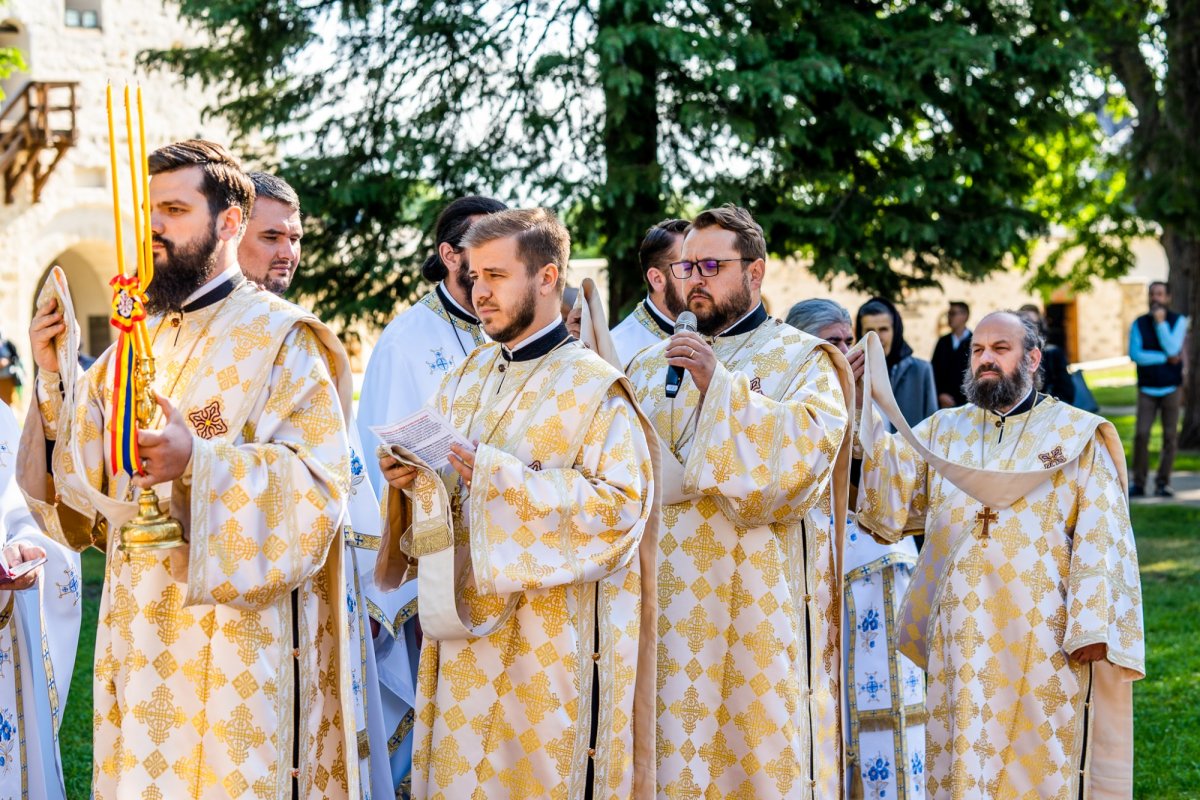 Duminica vindecării orbului la catedrala din Suceava 215691