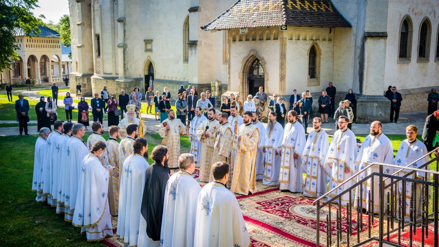 Duminica vindecării orbului la catedrala din Suceava 215695