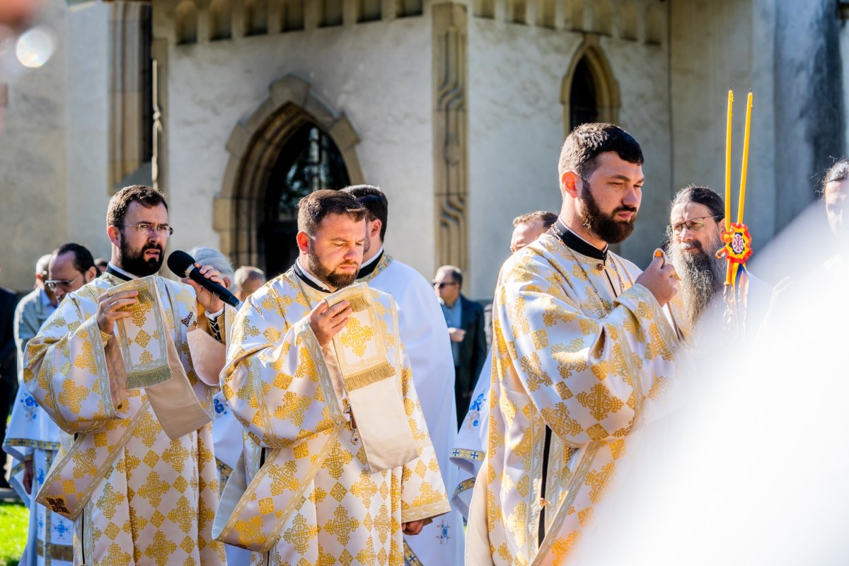 Duminica vindecării orbului la catedrala din Suceava 215699