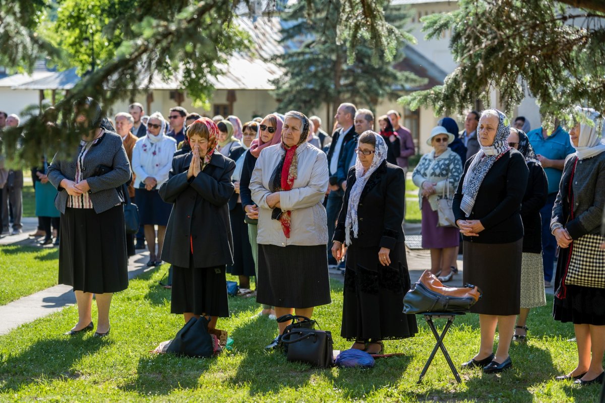 Duminica vindecării orbului la catedrala din Suceava 215714