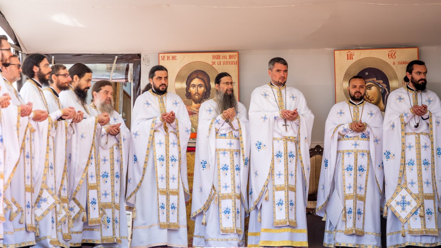 Duminica vindecării orbului la catedrala din Suceava 215743