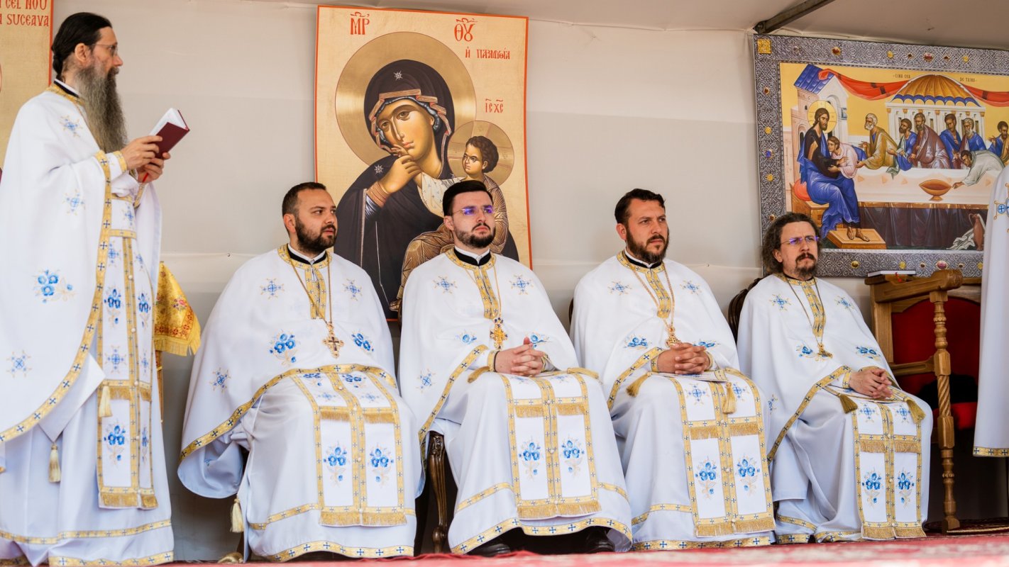 Duminica vindecării orbului la catedrala din Suceava 215759