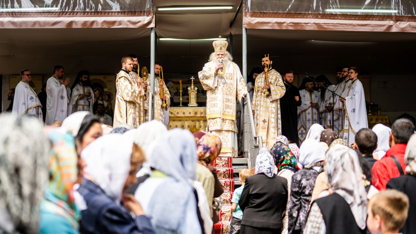 Duminica vindecării orbului la catedrala din Suceava 215768