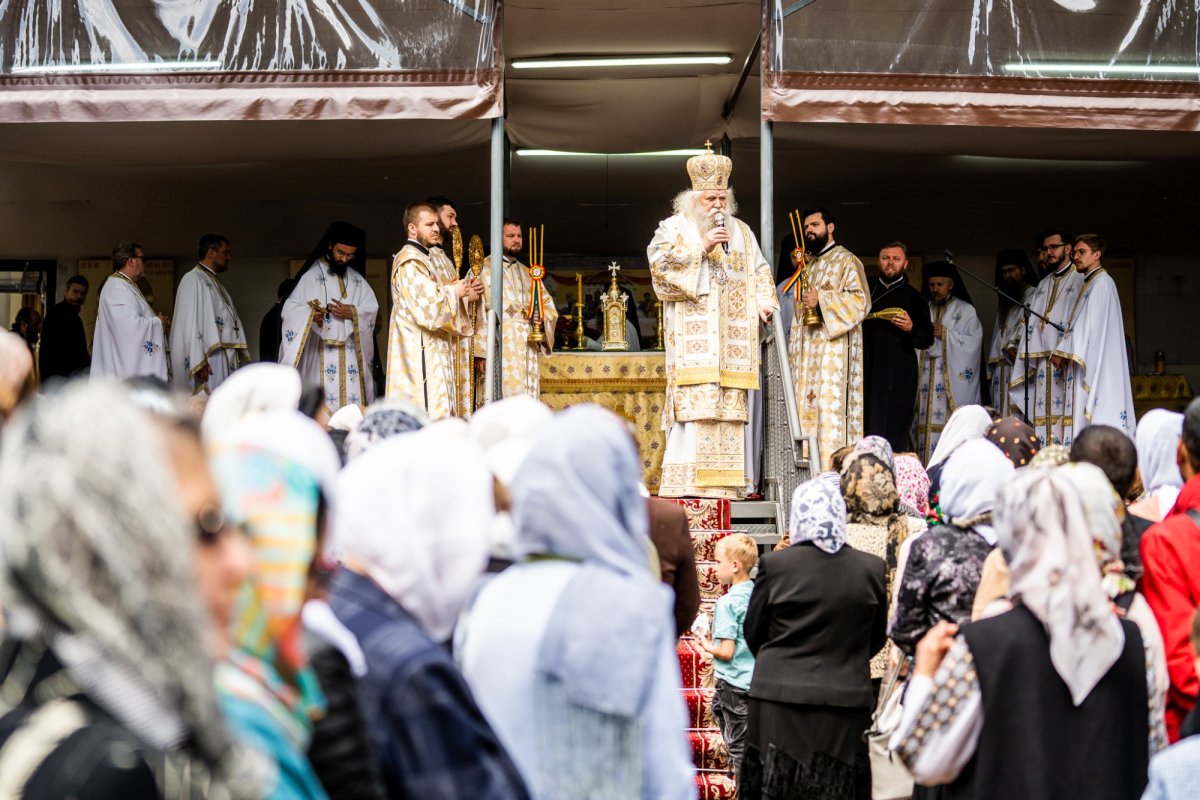 Duminica vindecării orbului la catedrala din Suceava 215771
