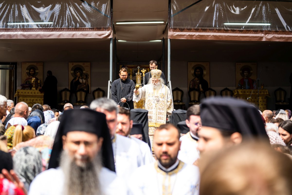 Duminica vindecării orbului la catedrala din Suceava 215782