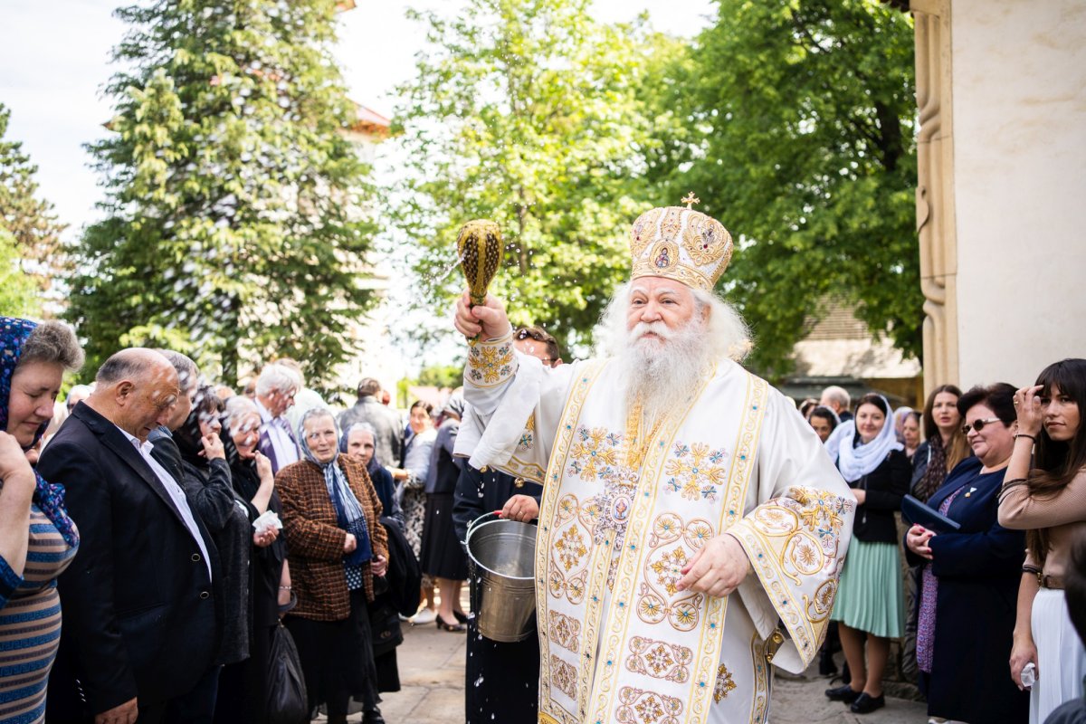 Duminica vindecării orbului la catedrala din Suceava 215796