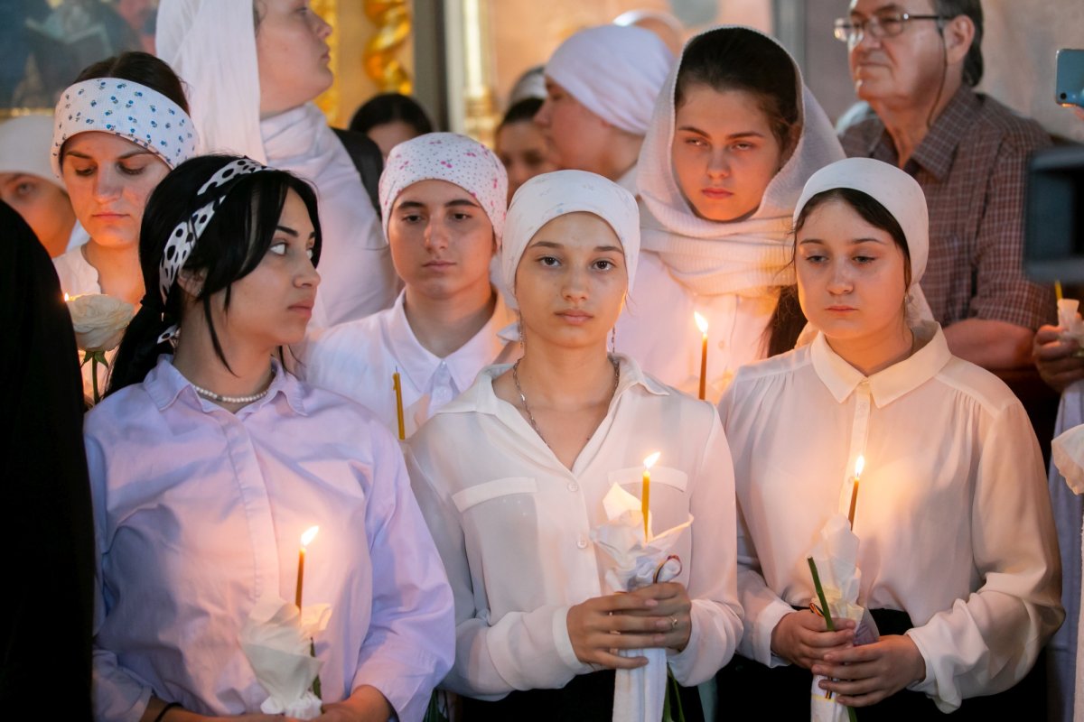 Maica stavroforă Lucia Dumbravă - o stareţă harnică şi misionară (1930-2022) 215995