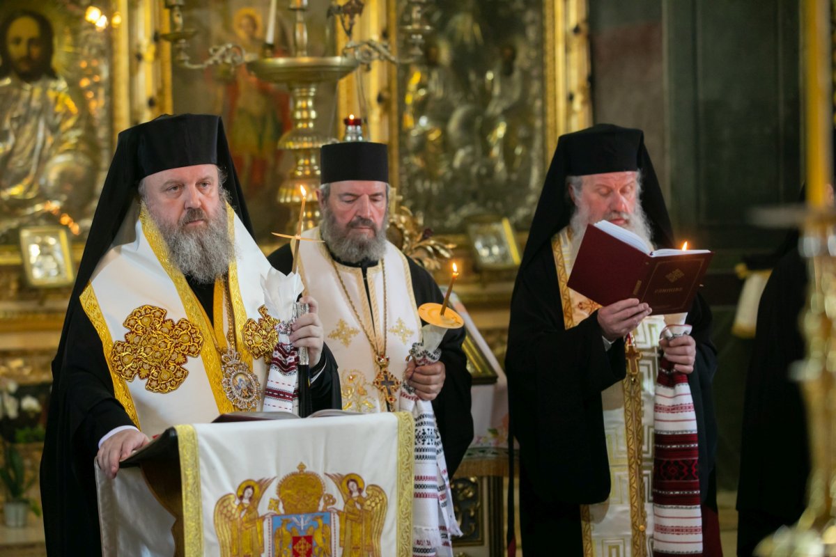 Maica stavroforă Lucia Dumbravă - o stareţă harnică şi misionară (1930-2022) 216016