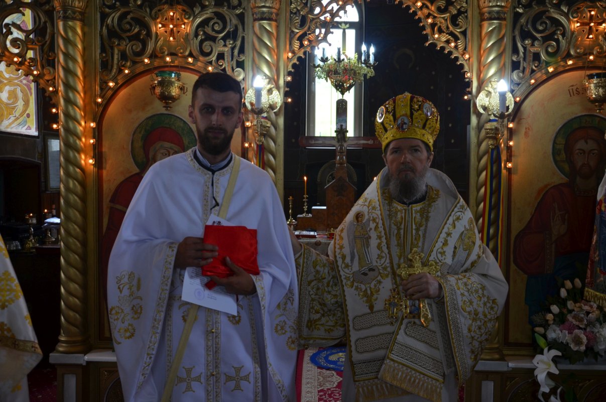 Binecuvântare pentru comunitatea din Ponoară, Oradea 215844