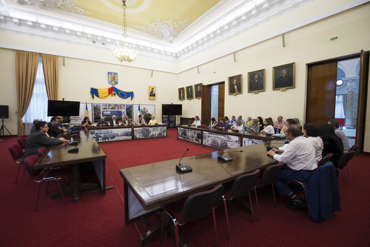 Colocviu franco-român în științele informației și comunicării 215926