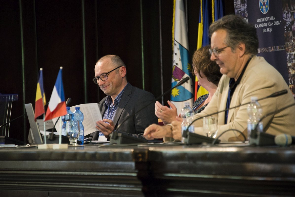 Colocviu franco-român în științele informației și comunicării 215927