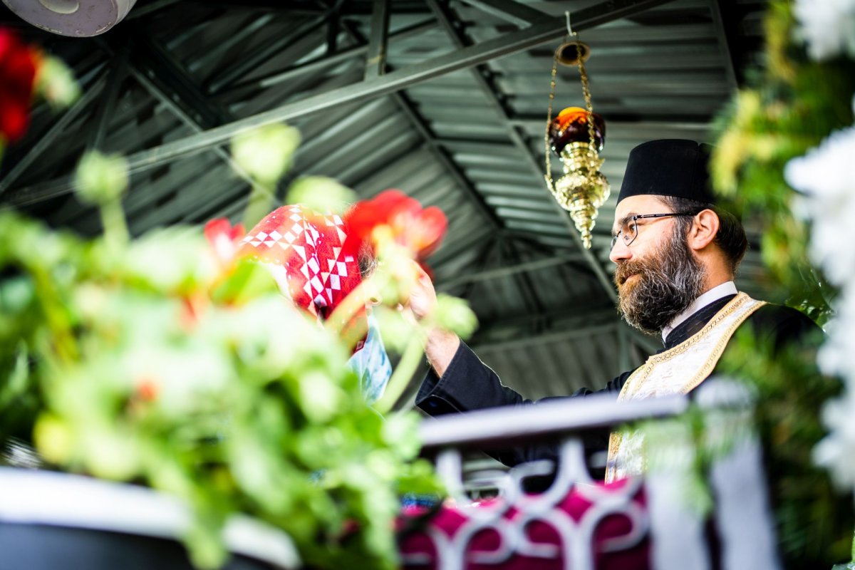 Racla cu moaștele Sfântului Ioan cel Nou de la Suceava a fost așezată spre închinare 216113