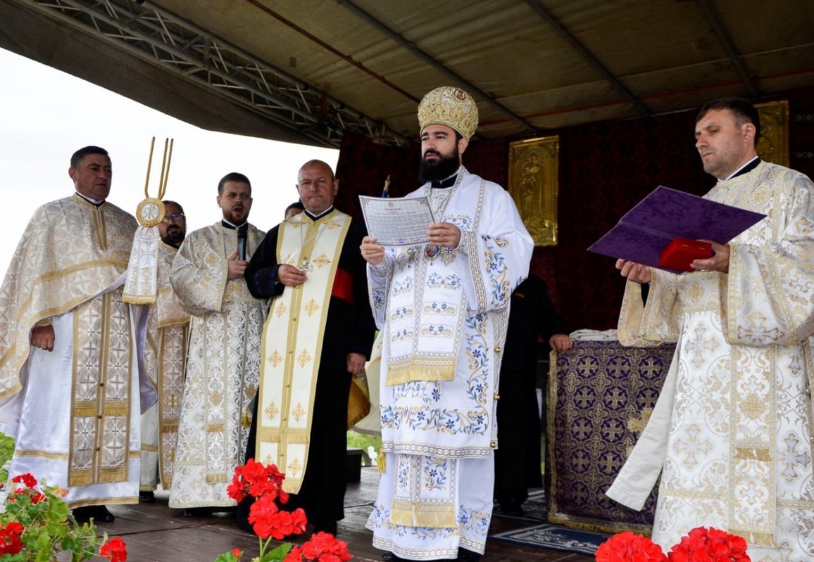 Târnosire la Stănija de Sus, Hunedoara 215848