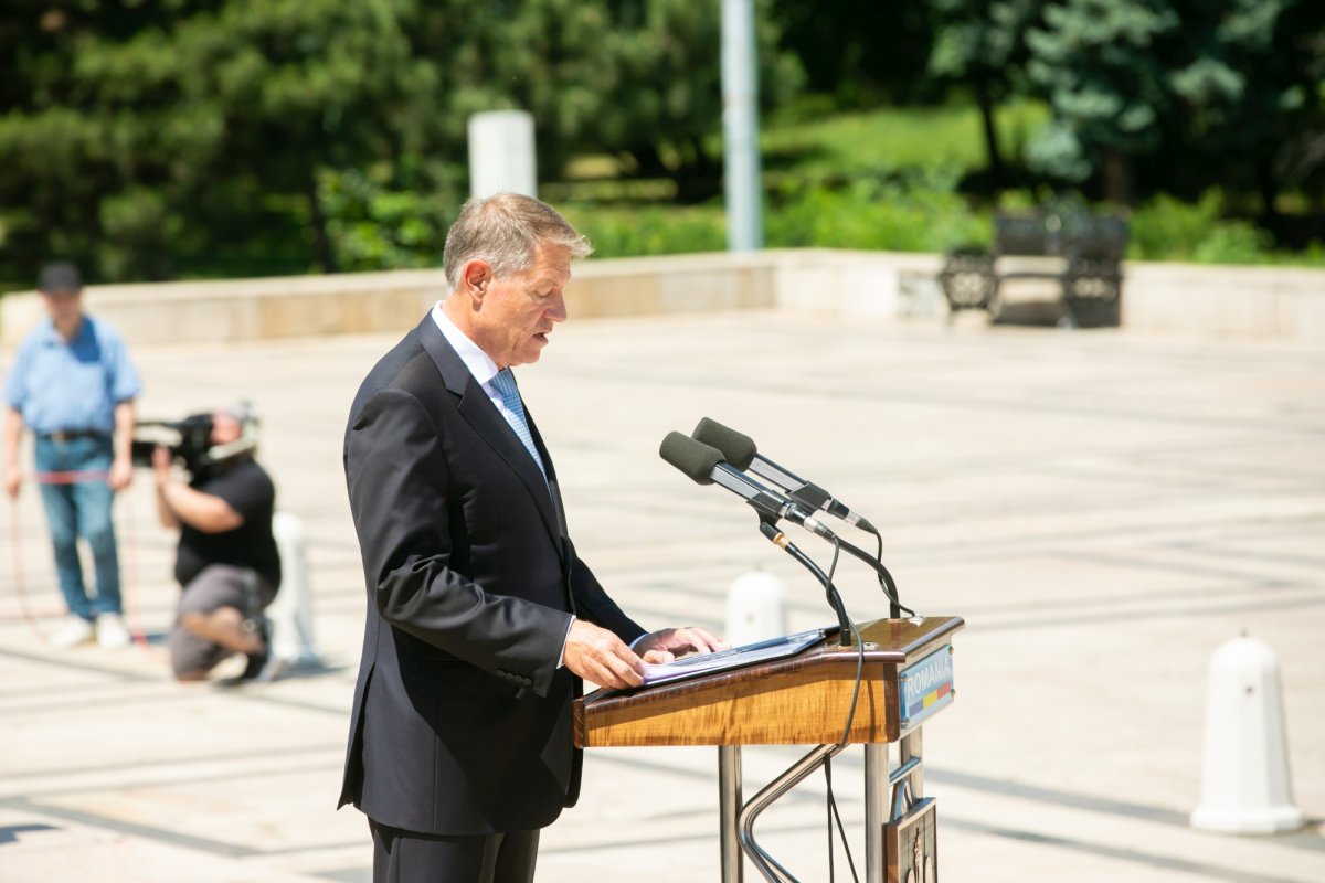 Ceremonii militare dedicate Zilei Eroilor în București 216245