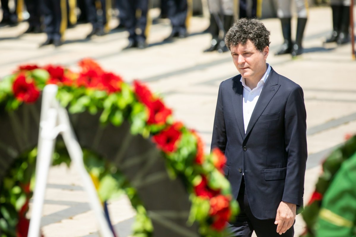 Ceremonii militare dedicate Zilei Eroilor în București 216257