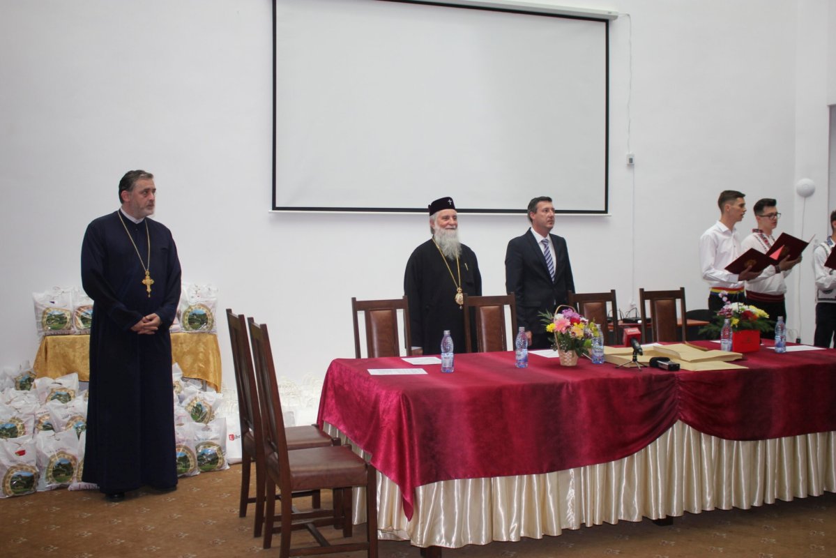 200 de elevi olimpici din județul Dolj au fost premiați 216803