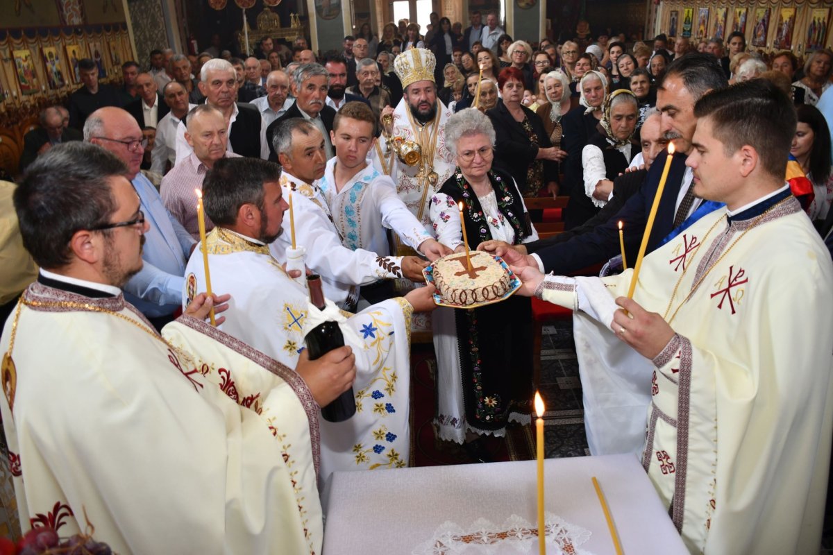 Aniversarea a două secole pentru o biserică din Caraș‑Severin 216802