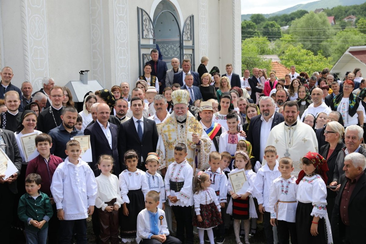O nouă capelă de cimitir la Cerneşti, Protopopiatul Lăpuş 216754