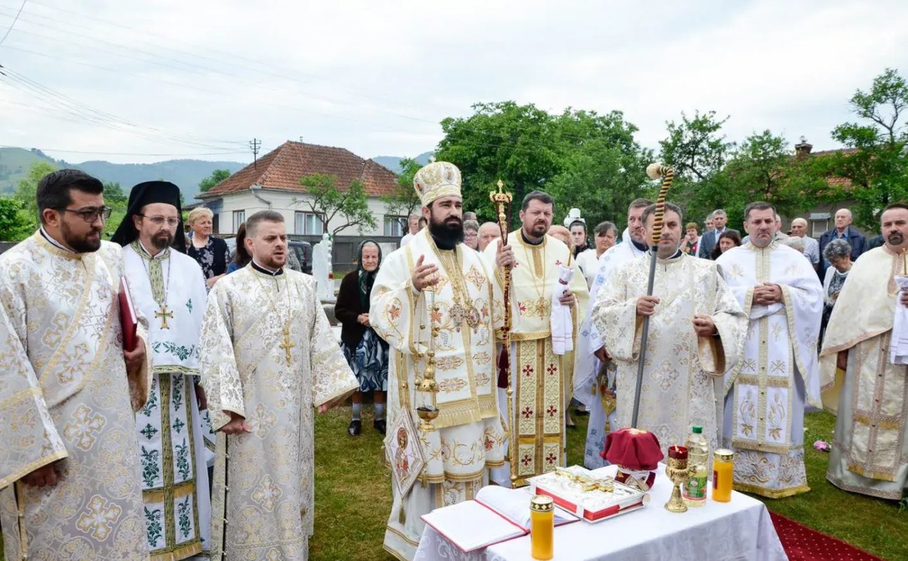 Sărbătoare în Parohia Mesteacăn, Hunedoara 216770
