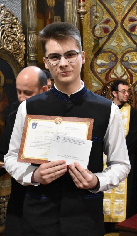 Olimpicii clujeni la disciplina Religie au fost premiați 216863