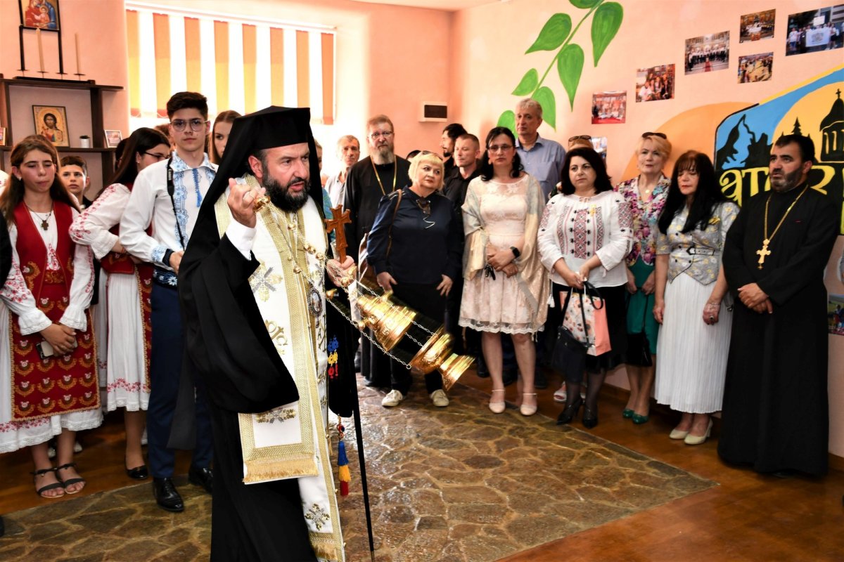 Popasuri duhovnicești și daruri pentru copii în Eparhia Caransebeșului 216893
