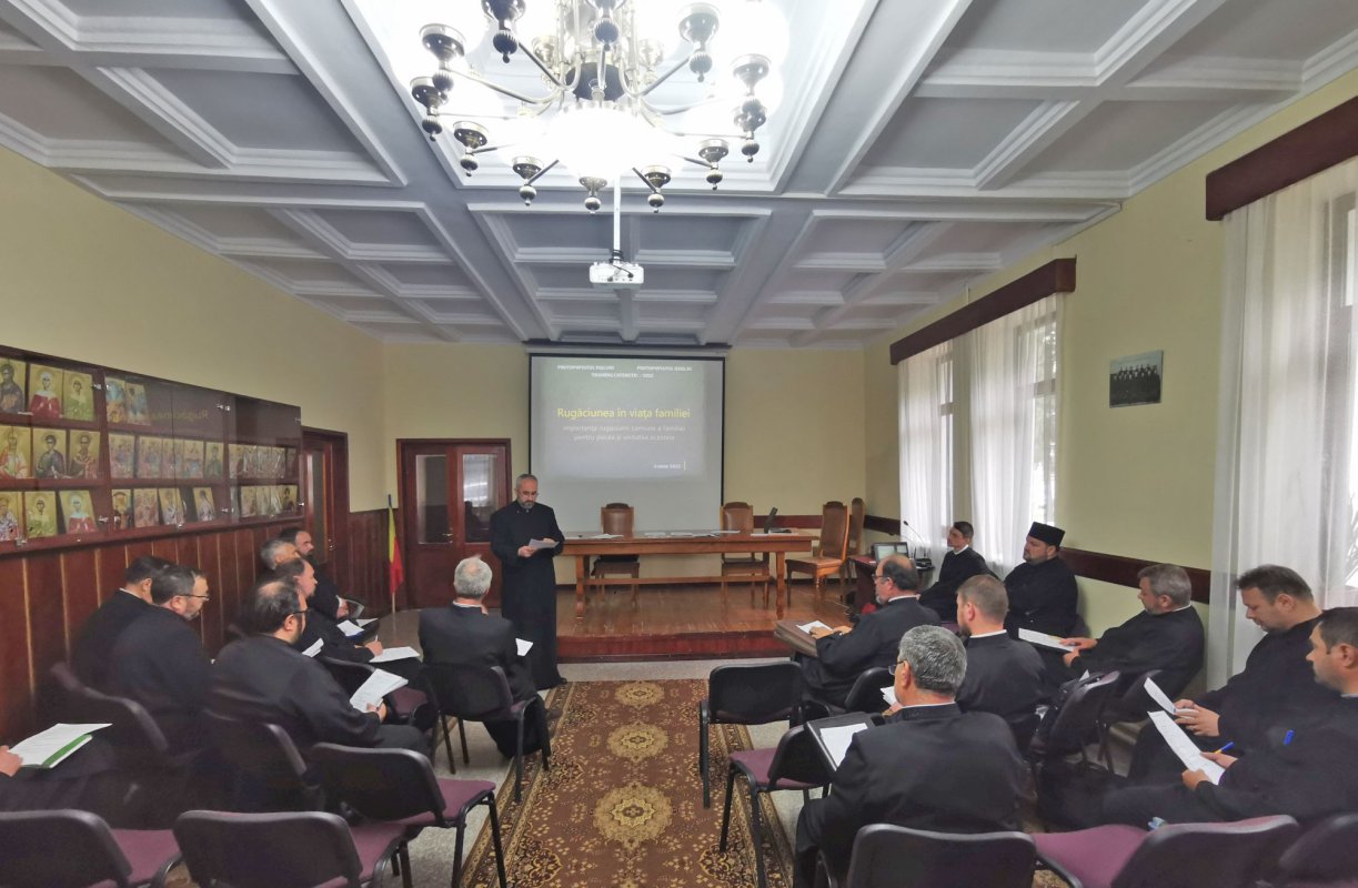 Training catehetic la Protopopiatul Paşcani 216886