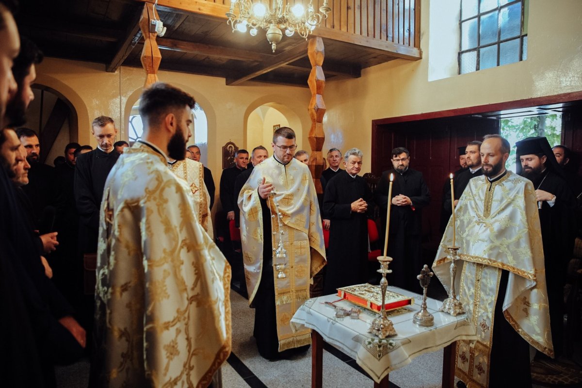 Conferințe preoţeşti de primăvară la Huedin şi Gherla 216940