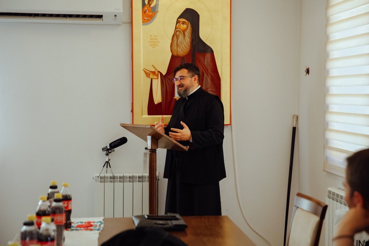 Conferințe preoţeşti de primăvară la Huedin şi Gherla 216941