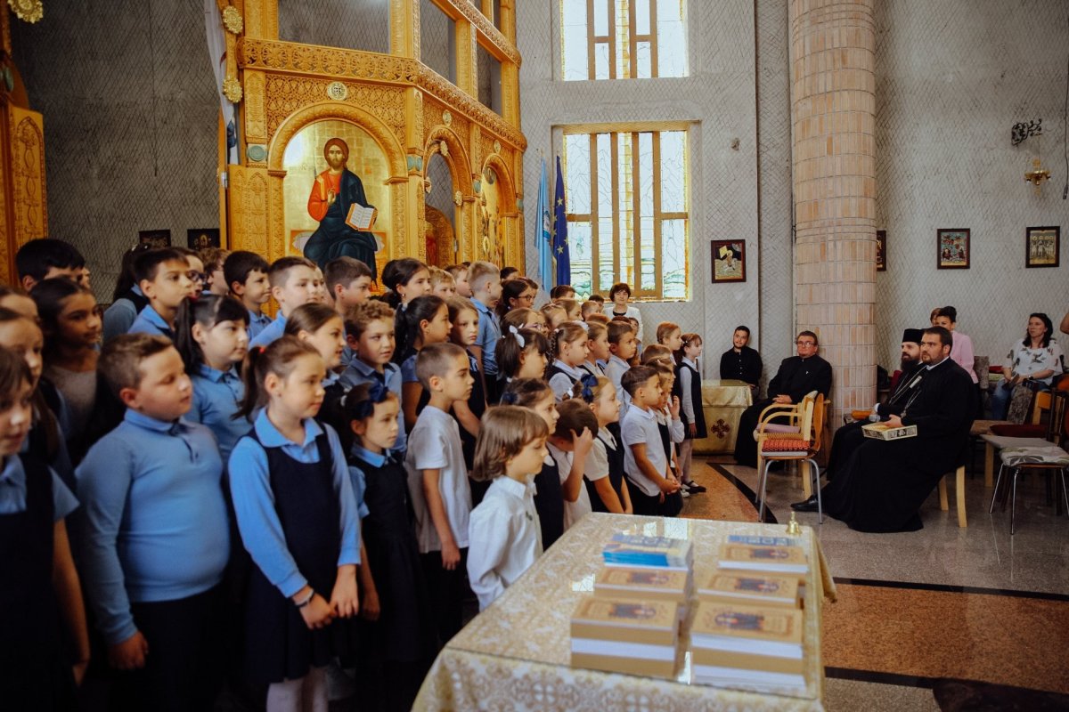 Conferințe preoţeşti de primăvară la Huedin şi Gherla 216942