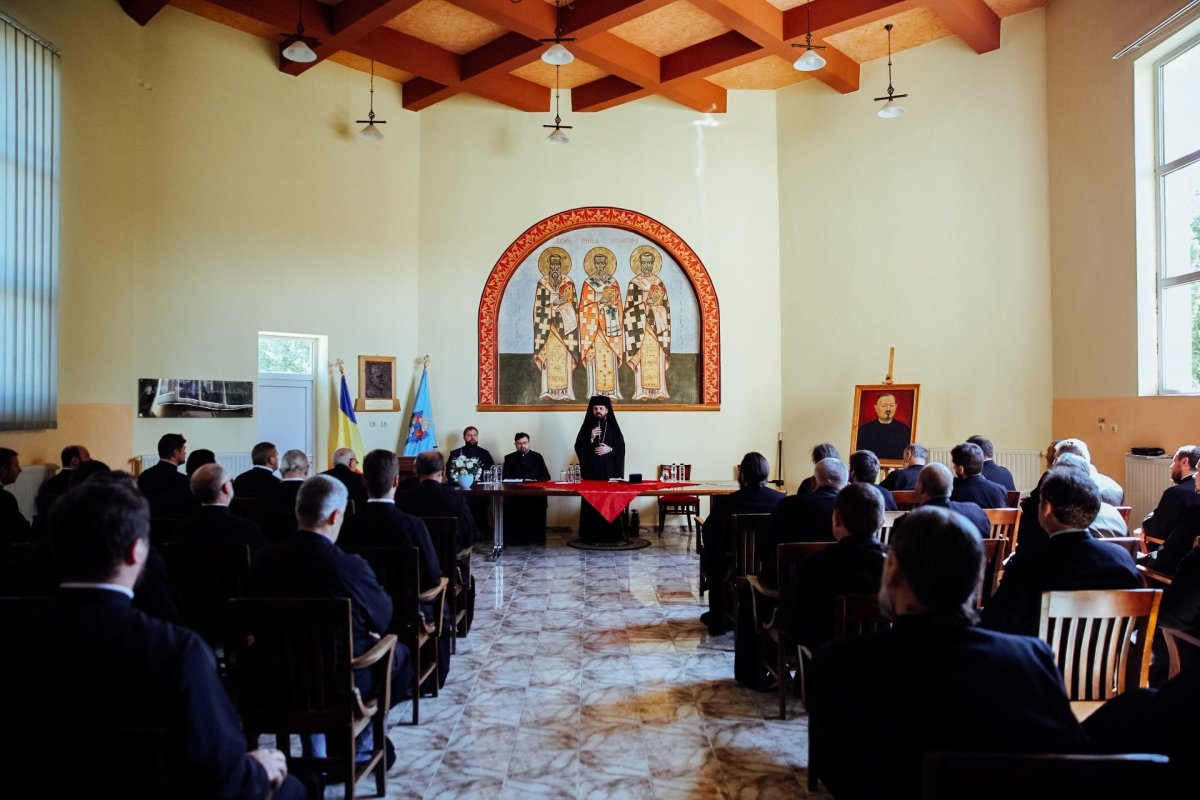 Conferințe preoţeşti de primăvară la Huedin şi Gherla 216944