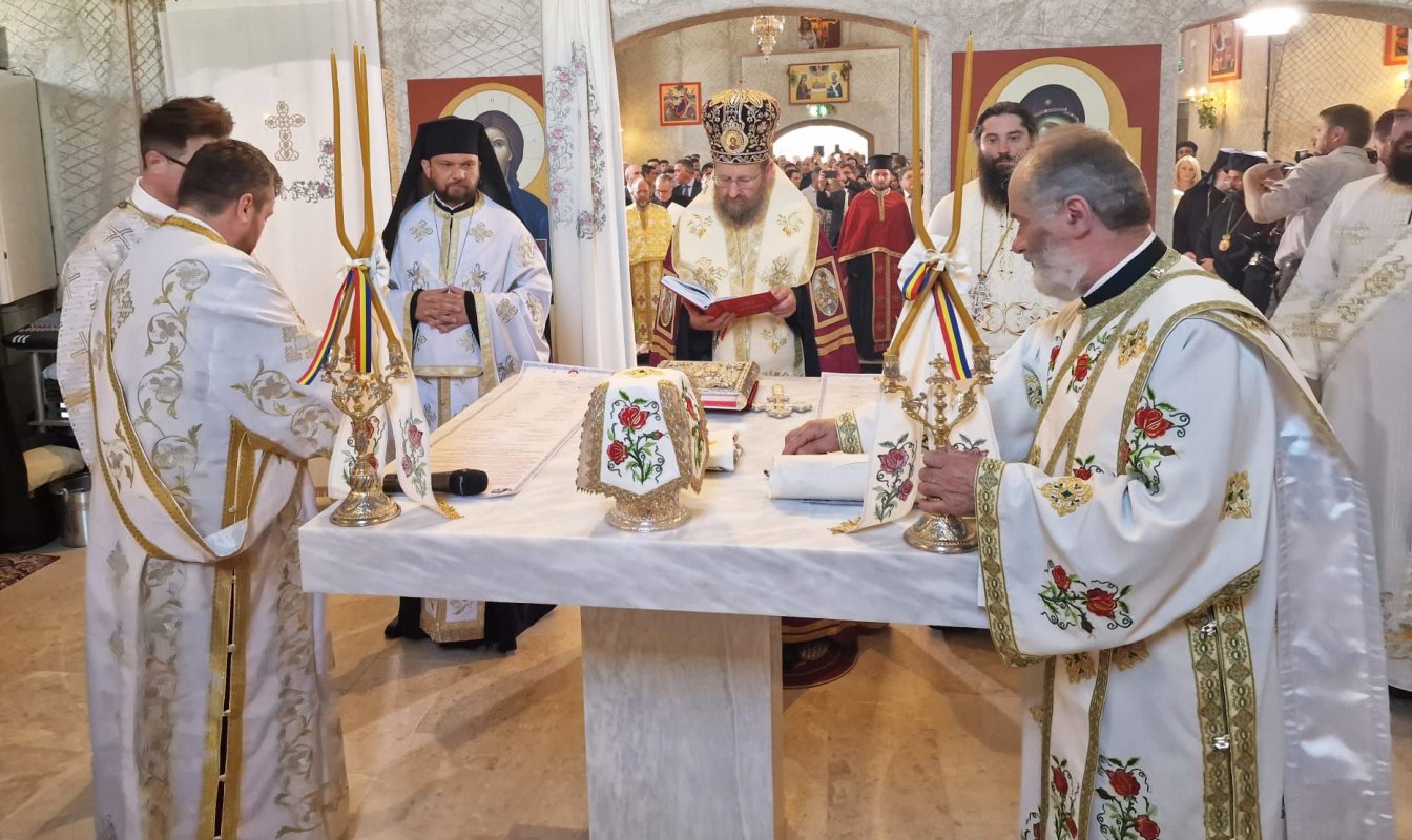 „Voronețul” din Viena a primit veșmântul sfințeniei 217111