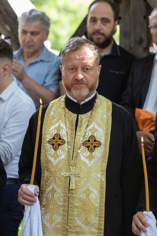 Pomenirea „poetului nepereche” la mormântul său din Bucureşti 217590