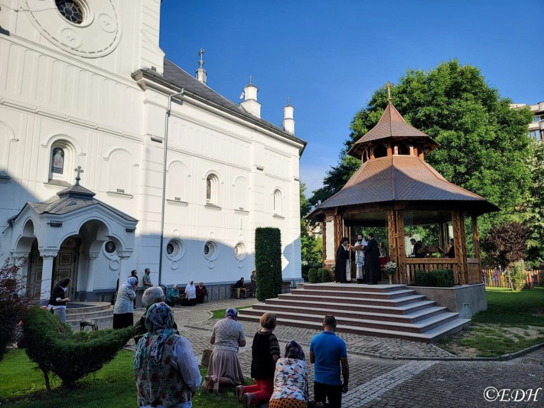 Un nou Altar de vară la Catedrala Episcopală din Deva 217531