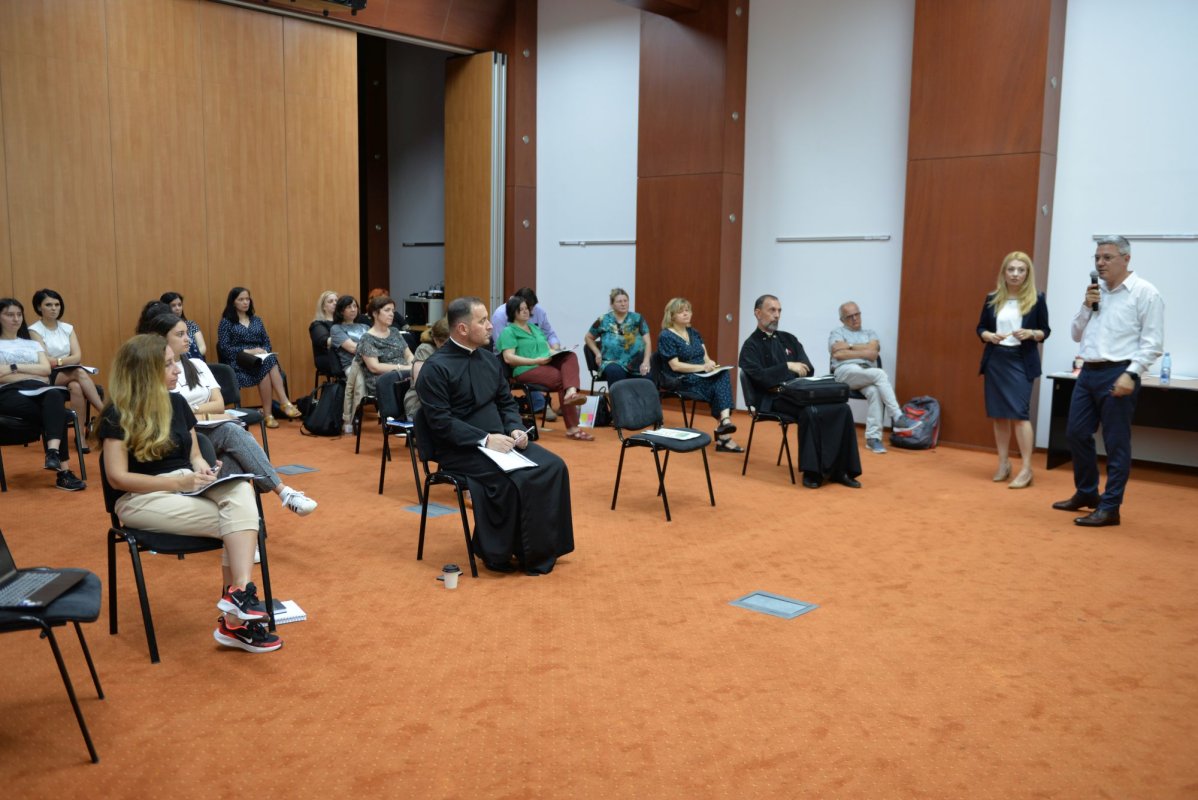 Curs de conștientizare și prevenire a traficului de persoane 217696