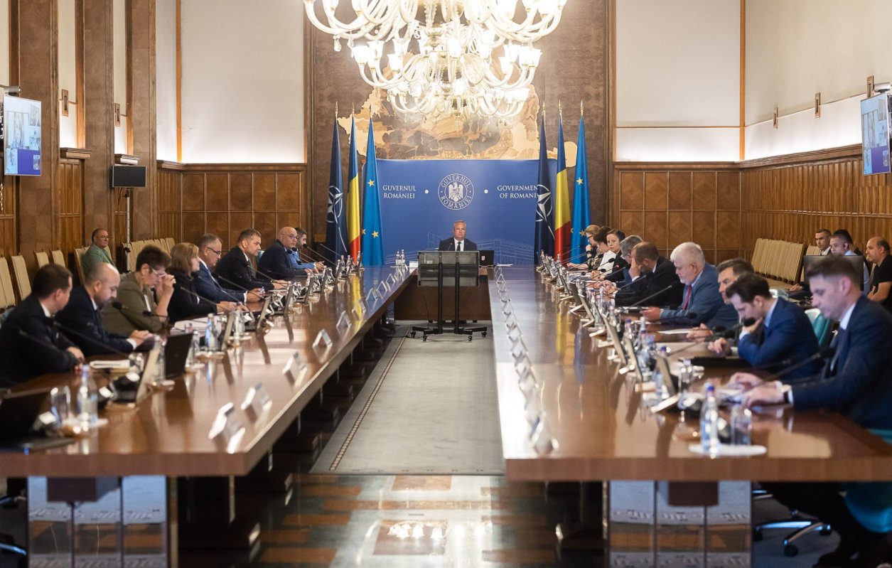 Angajări la stat suspendate 217737