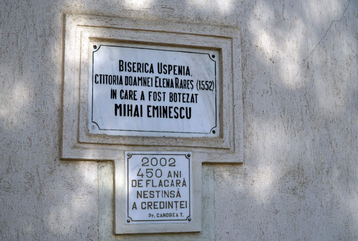 Rugăciuni de pomenire  în mireasma florilor de tei 217712