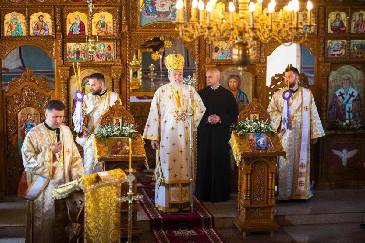Binecuvântări arhierești în eparhii din Muntenia și Dobrogea 217972