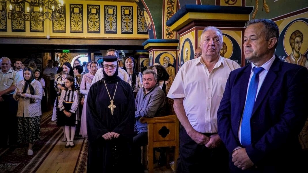 Pictura bisericii din Şoarş, judeţul Braşov, a fost sfinţită 217910