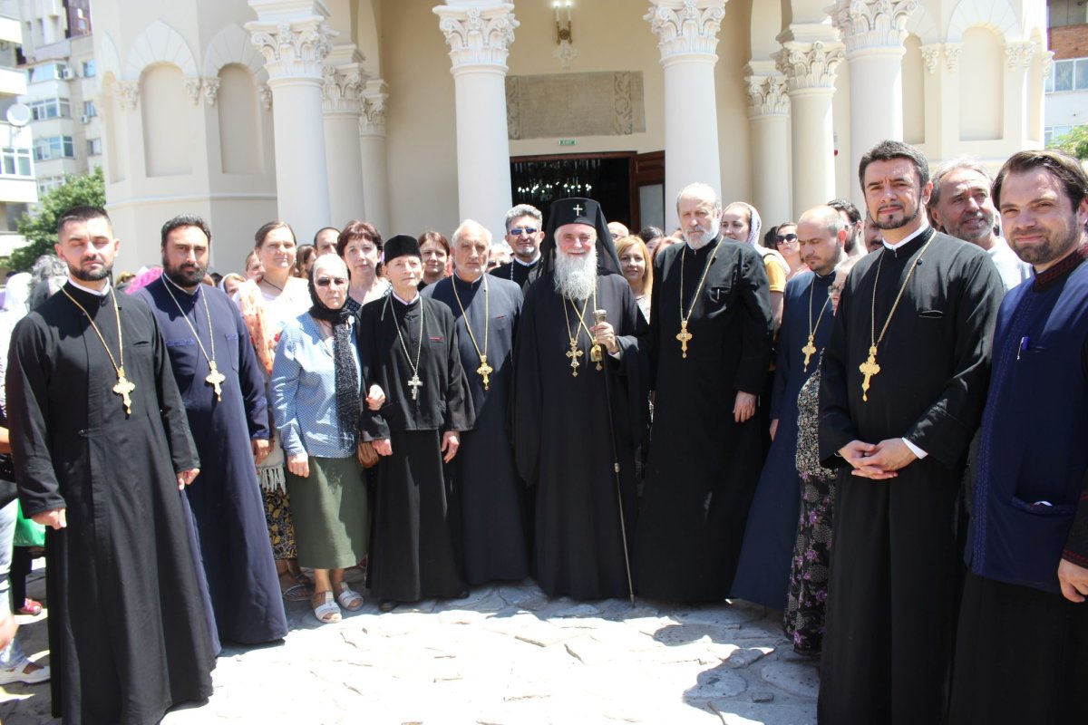 Veşmânt de har pentru Biserica Hagi Enuş din Craiova 217948