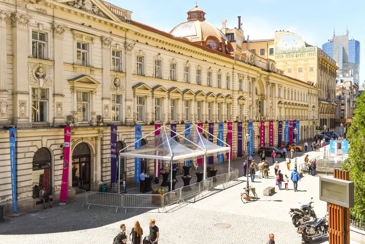 Exponate rare de istorie naturală la Art Safari  218008