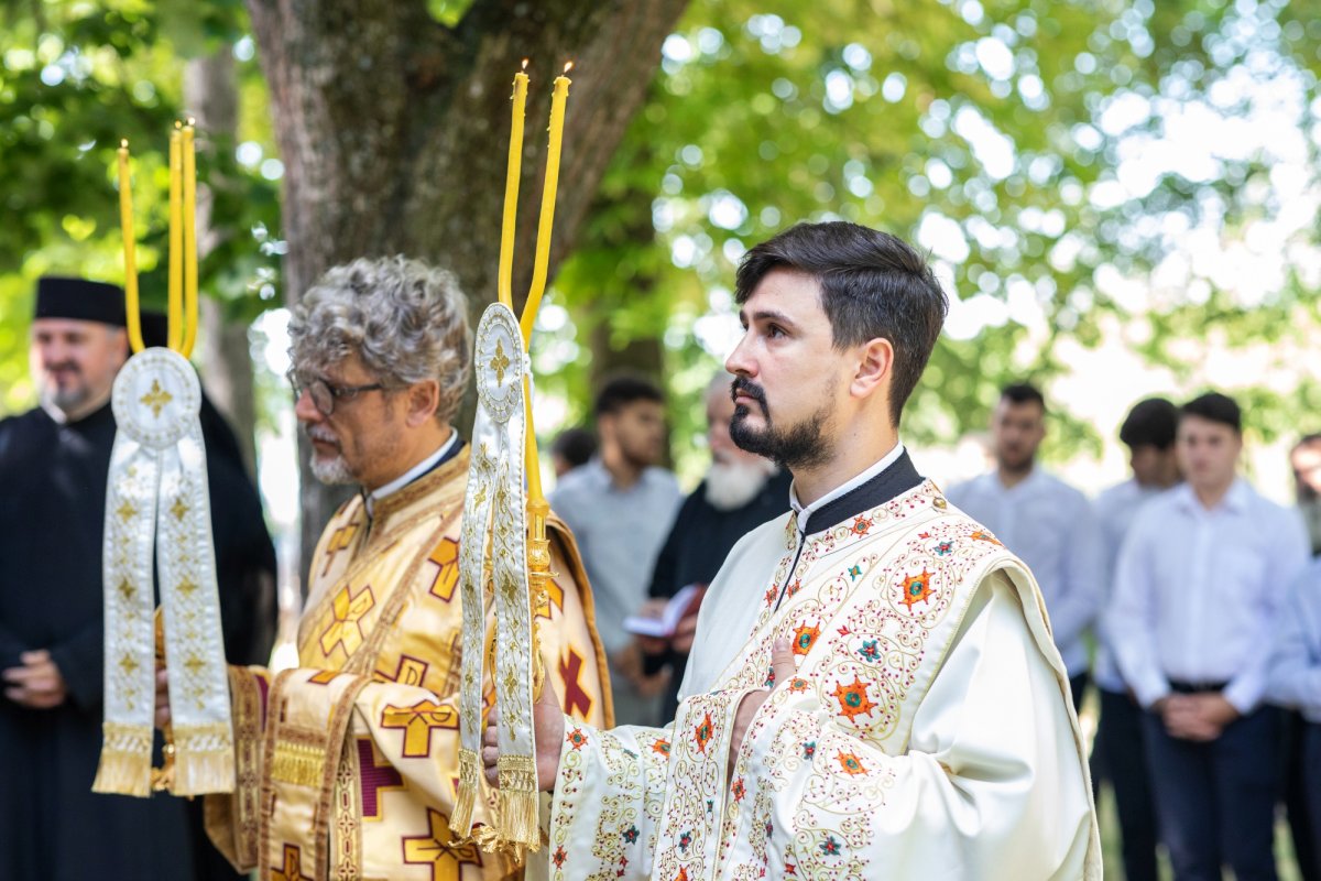 Zi de hram la Mănăstirea Căldărușani  218165