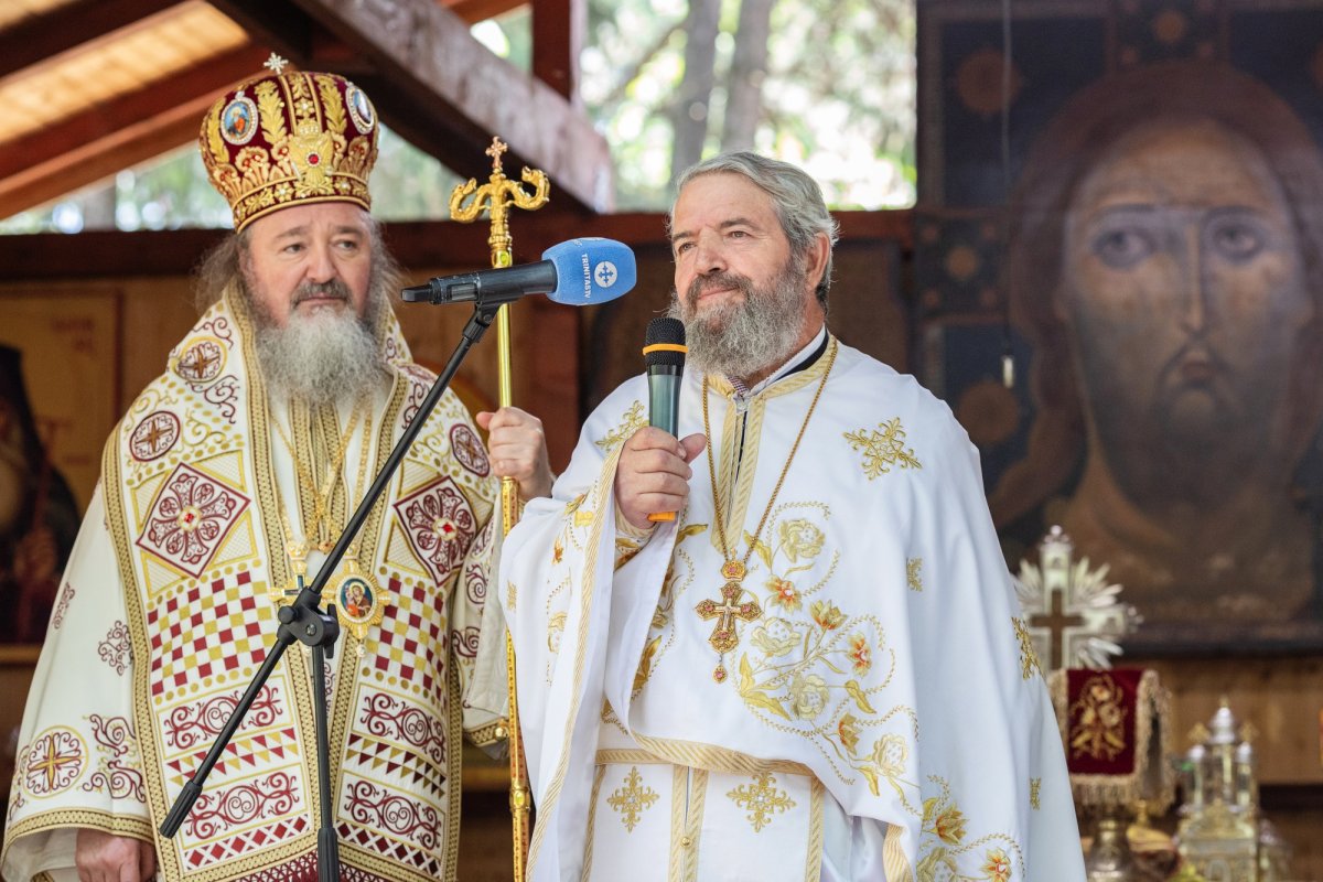 Zi de hram la Mănăstirea Căldărușani  218180