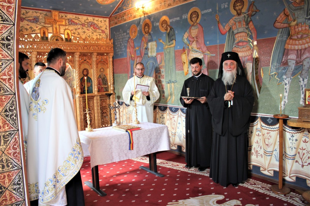 Ședința de constituire a Adunării eparhiale a Arhiepiscopiei Craiovei 218232