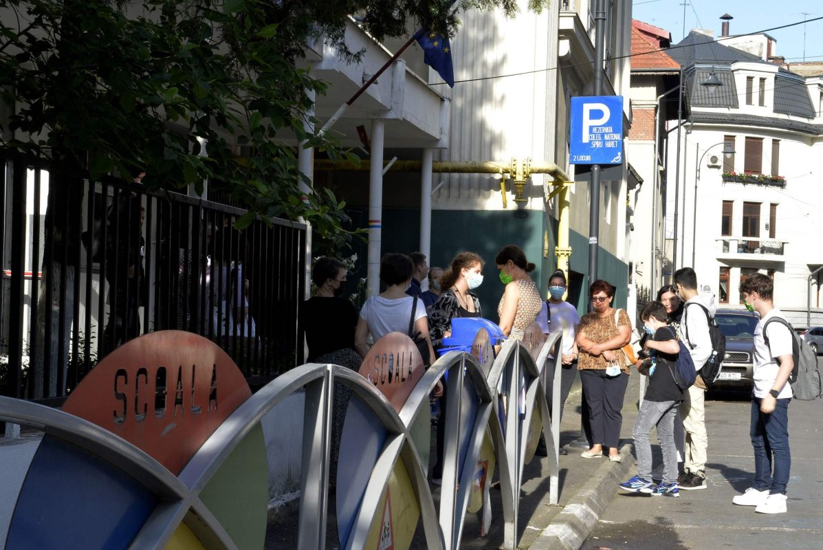 O nouă sesiune de concurs pentru directori 218294