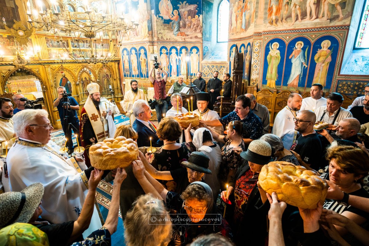 Rugăciune pentru cei plecați la Domnul în pandemie, la Biserica „Sfântul Gheorghe” Mirăuți 218457